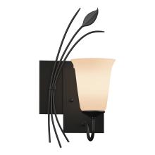 Hubbardton Forge - Canada 205122-SKT-LFT-10-GG0035 - Forged Leaf Sconce